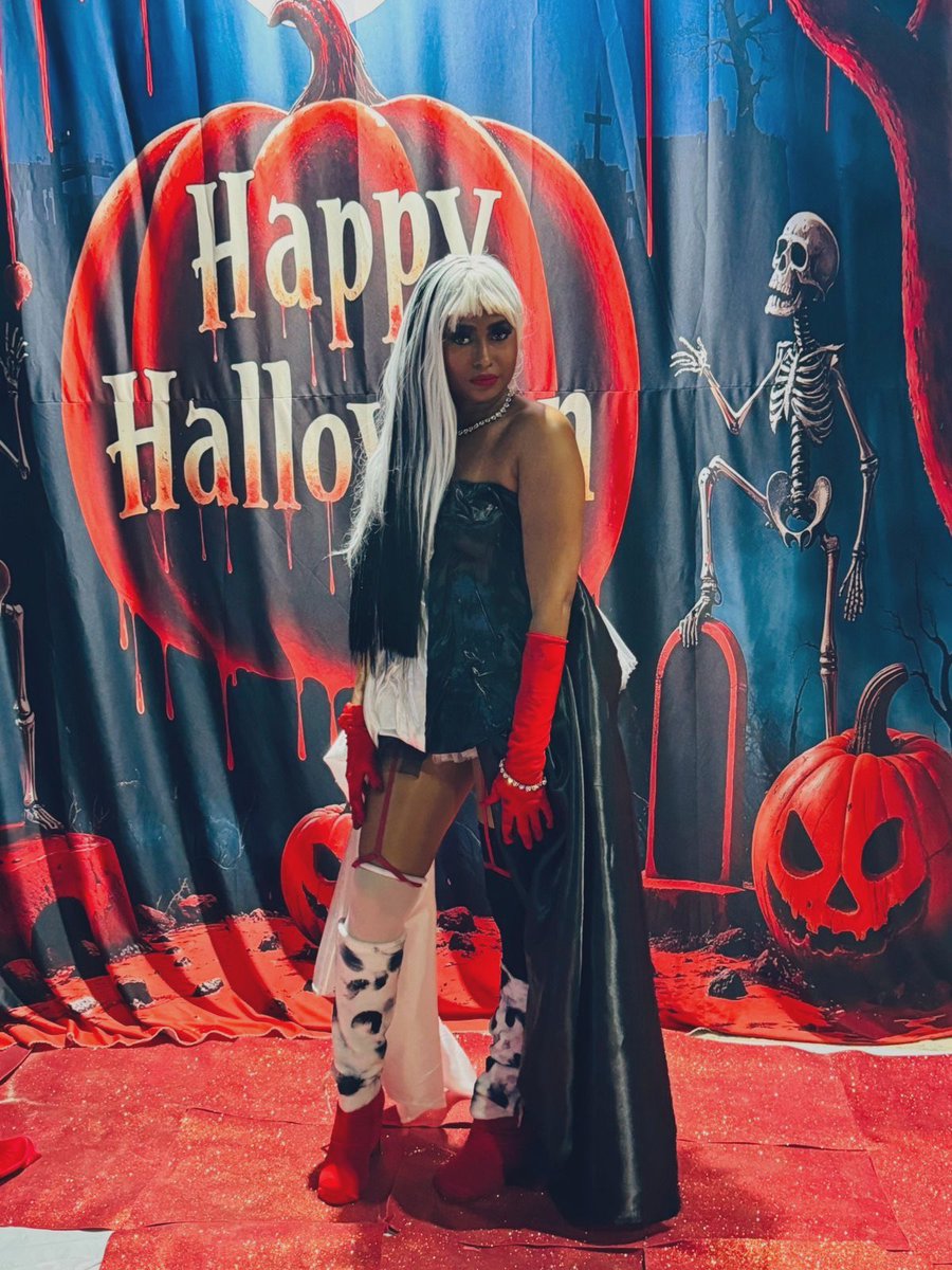 brito_ariani's tweet image. A verdade é que eu nasci brilhante, cresci má e um pouco maluca. CRUELLA DEVIL 
#HappyHalloween