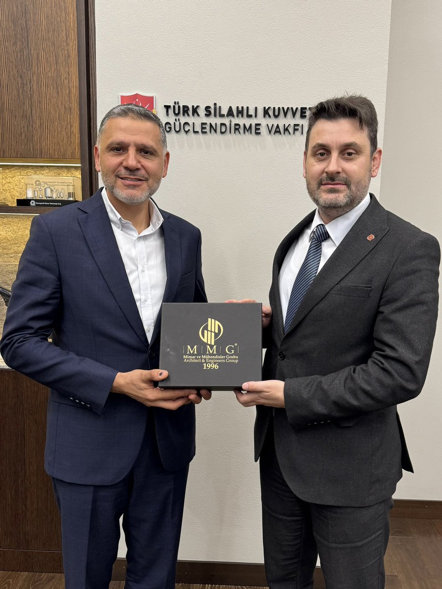 Türk Silahlı Kuvvetlerini Güçlendirme Vakfı Genel Müdürü Bilal TOPÇU’yu makamında ziyaret ettik. Ziyarette; Genel Başkanımız Yavuz SARI, Genel Başkan Yardımcımız Prof. Dr. Erol KAM, Genel Sekreterimiz Abdullah KOÇ ve  Ar-Ge Koordinatörümüz Murat KARATAŞ yer aldılar. 26-27 Kasım