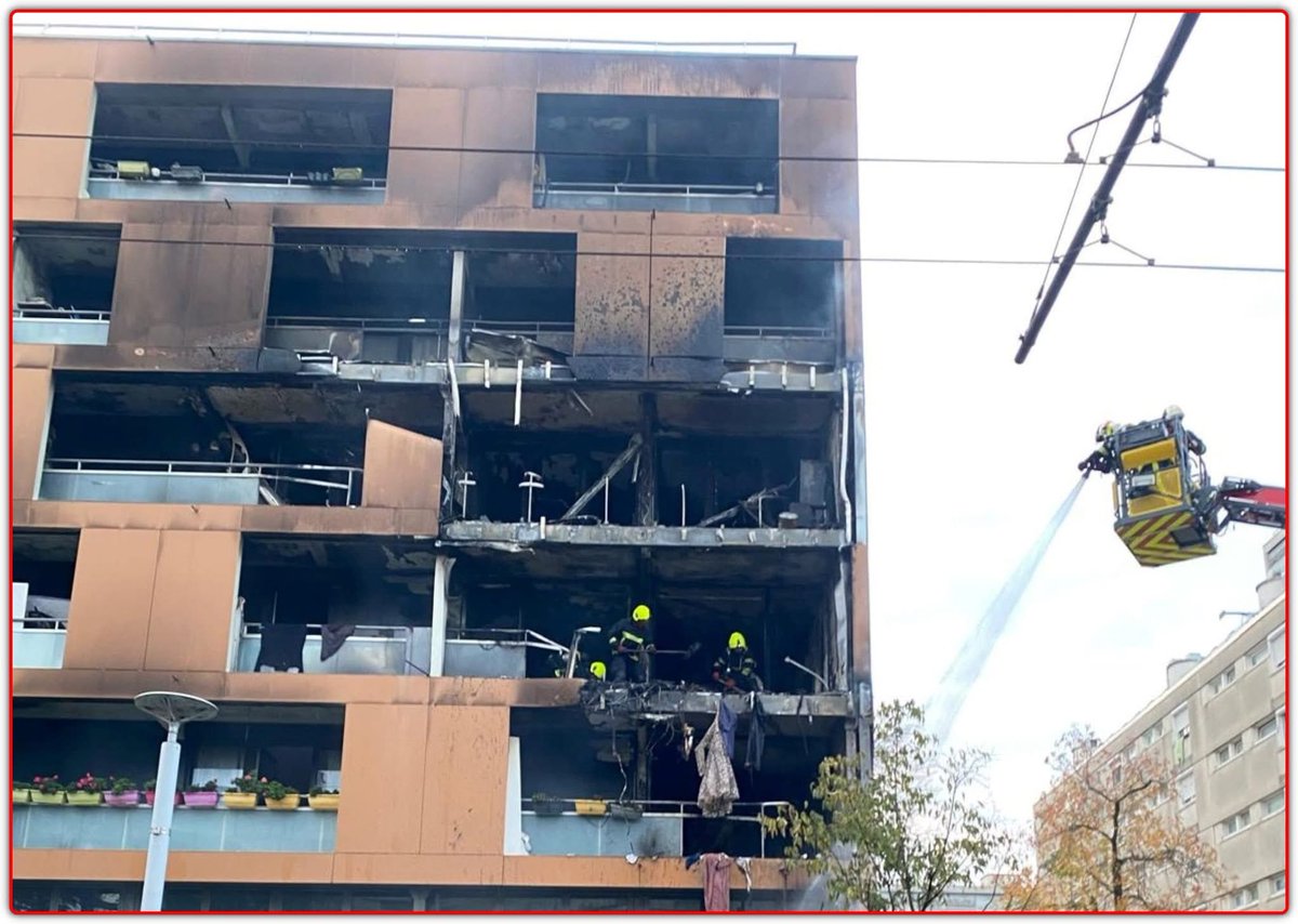 Après avoir brûlé des médiathèques, incendié des gymnases, attaqué des commissariats, tendu des guet-apens à des policiers, causé plus d’un milliard d’euros de dégâts en 2023 etc etc voilà l’immeuble brûlé en plein tournage sauvage d’un clip de rap suivi évidemment de la bagarre