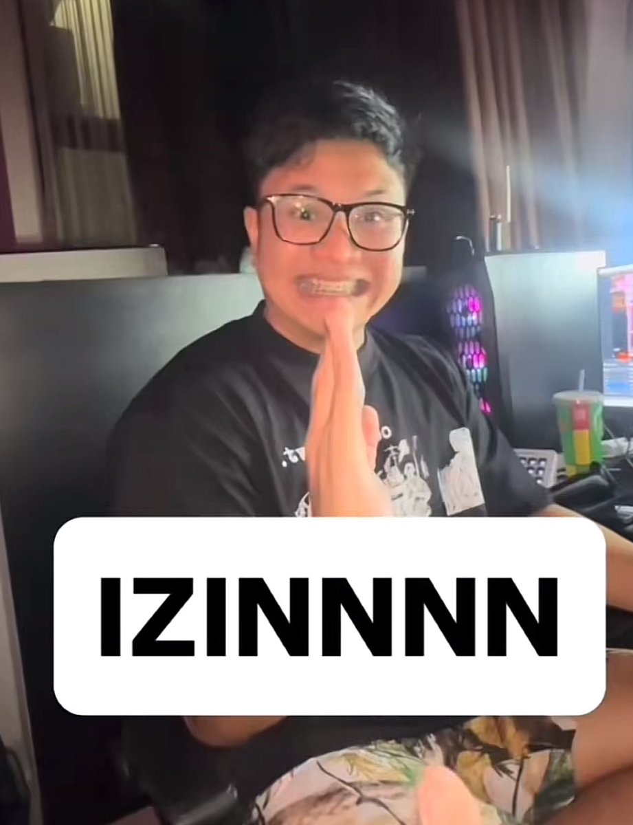 Akhir-akhir ini Surabaya sering banget diguyur hujan 🌧️
Jadi kalo keluar, siapin jas hujan dan tetap hati-hati di jalan febs 😌
-Salam hangat dari admin