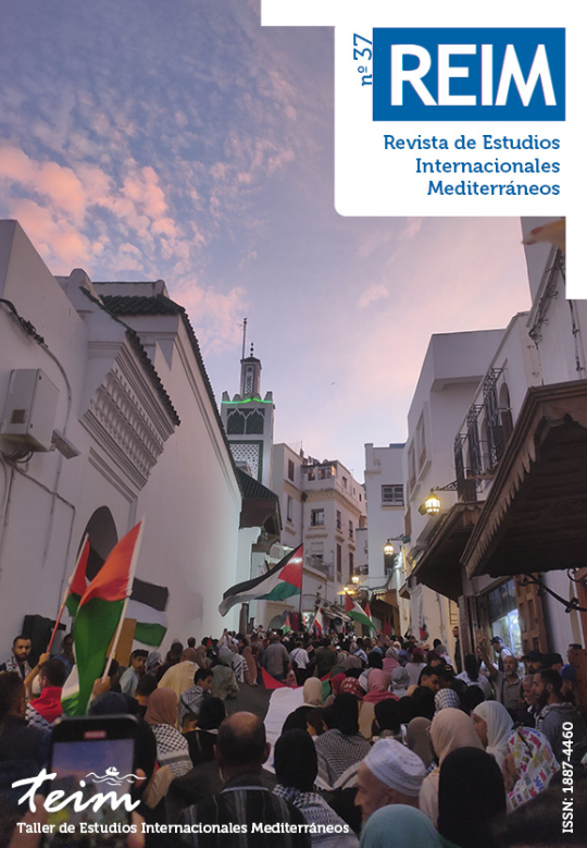 Muy recomendable el monográfico que <a href="/REIMrevista/">REIMrevista</a> ha dedicado a "Palestina y el norte de África: entre el pragmatismo de los Estados y la solidaridad popular con la causa palestina" magníficamente coordinado por <a href="/Bazaola/">Bárbara Azaola Piazza 🇵🇸🇱🇧</a> y <a href="/lthieux/">Laurence Thieux</a>  
revistas-new.uam.es/reim/issue/vie…