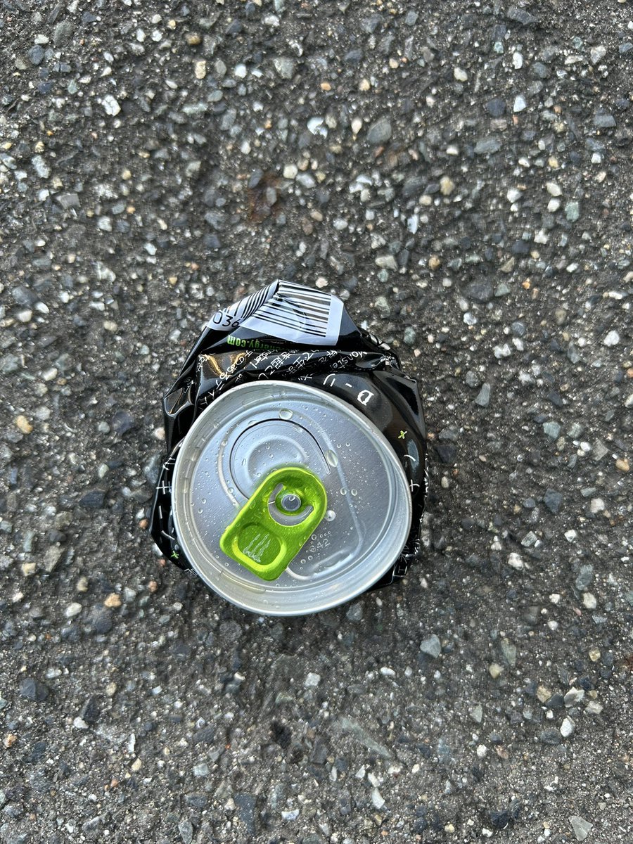 「俺には出来ねぇって馬鹿にしやがって…
ヤってやった…ヤってやったんだ！」

youtube.com/live/YgIiMTWSP…