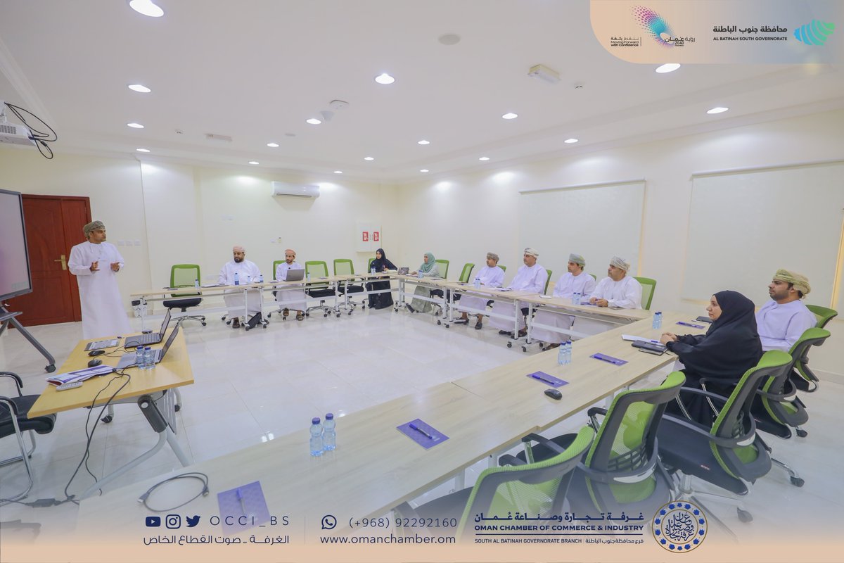 OCCI_BS's tweet photo. بهدف تطوير بيئة العمل وتعزيز الامتثال للتشريعات العمالية، عُقد لقاء بين وزارة العمل ممثلة بدائرة تشريعات العمل وفرع الغرفة بمحافظة جنوب الباطنة، بحضور المهندس حمود بن سالم السعدي النائب الثاني لرئيس مجلس إدارة غرفة تجارة وصناعة عمان، رئيس مجلس إدارة فرع الغرفة.

وجاء اللقاء بهدف التعريف باختصاصات دائرة تشريعات العمل، وتبادل وجهات النظر حول التحديات التشريعية في سوق العمل، وبحث مجالات التعاون المستقبلية في تطوير الأنظمة والتشريعات العمالية بما يسهم في تطوير بيئة العمل وتعزيز الامتثال لأنظمتها وتشريعاتها.
