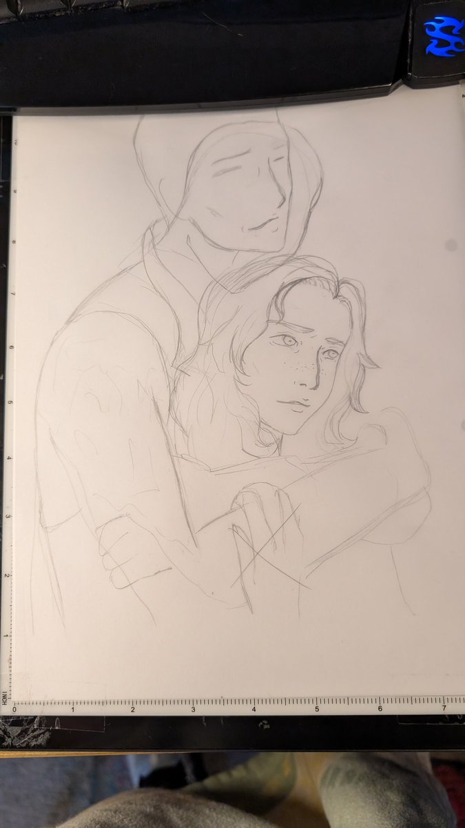 Hiji90772635's tweet image. I tried a romantic pic based on my last chapter. I don&apos;t know where his head should be posing. Should he look in the mirror... or lean his head on hers?  #scetch #Ocxcanon