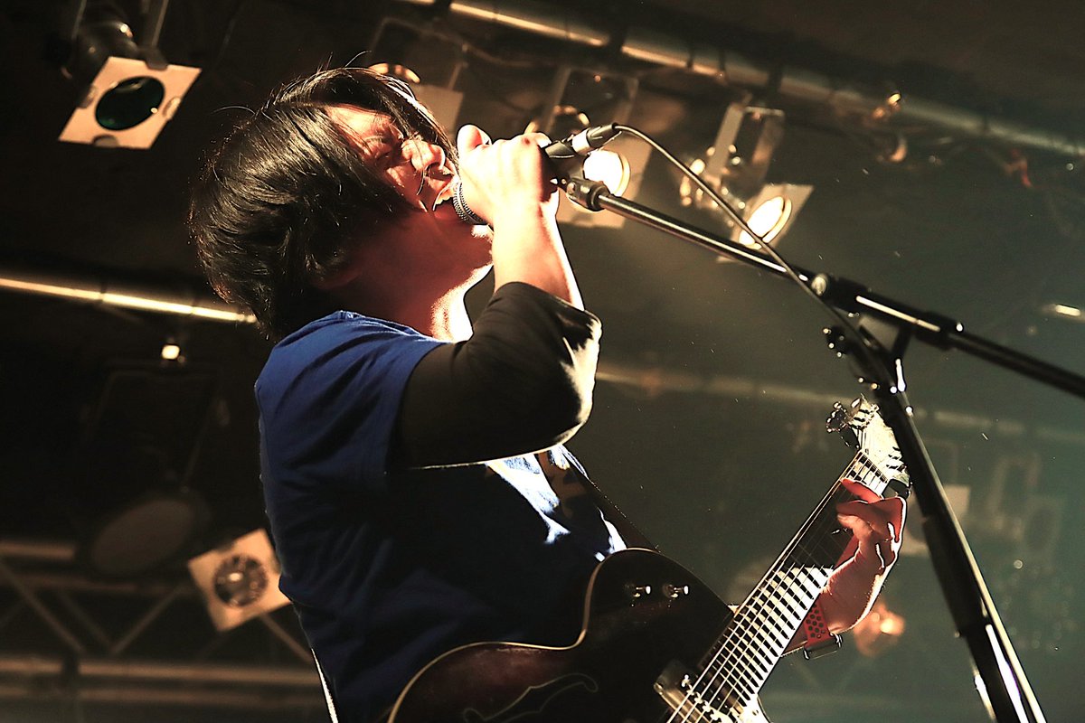 Dog_Booots's tweet photo. 急遽ベースレスでしたが、湘南bit楽しい夜でした！
やっさんことスズキヤスユキさんに撮影いただきました。カッコよし https://t.co/58FoqYd3QJ