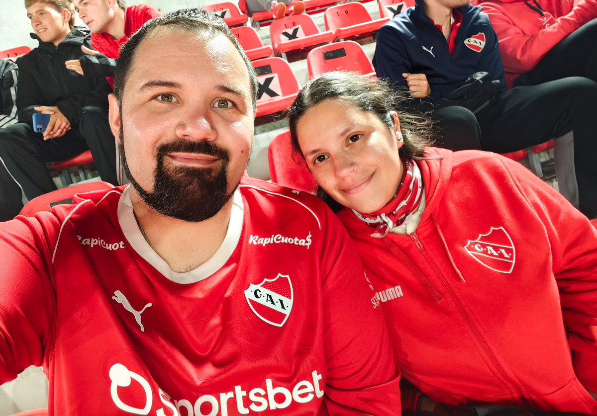 .<a href="/Independiente/">C. A. Independiente</a> 🆚 <a href="/clublanus/">Club Lanús</a>
⚽ 0-2
🗓️ Torneo Clausura 2025 - Grupo B
🏟️ Estadio Libertadores De América - Ricardo Enrique Bochini
📍 Avellaneda, Provincia de Buenos Aires
🇦🇷 Argentina 

instagram.com/p/DQ35V9BEc_K/…

#independiente #caindependiente #cai #vamosrojo #todorojo