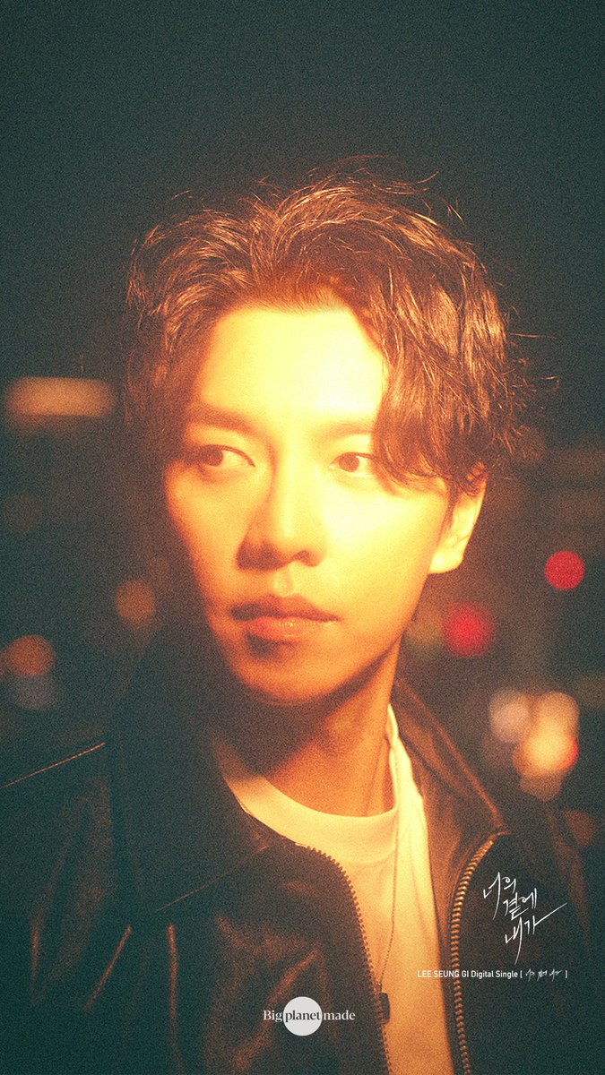 "His expression and aura, carrying a different depth and calmness from his debut days, hinted at a new story soon to unfold, leaving a lingering impression."
#이승기 #LeeSeungGi
#너의곁에내가 #ByYourSide

topstarnews.net/news/articleVi…