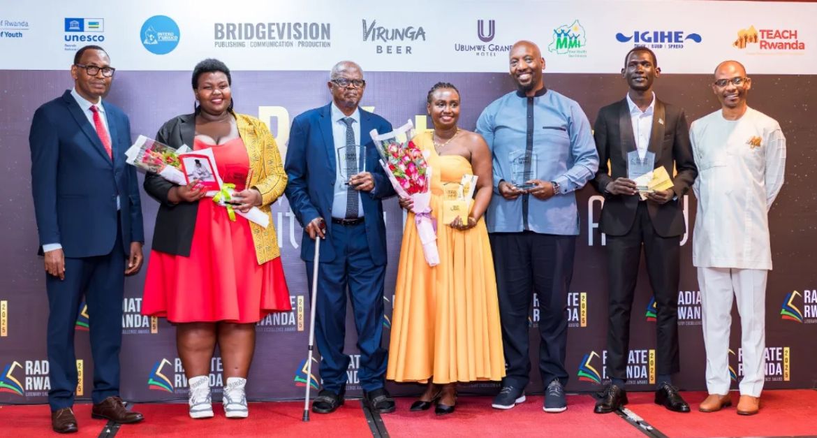 Christian Ntizimira tweet media