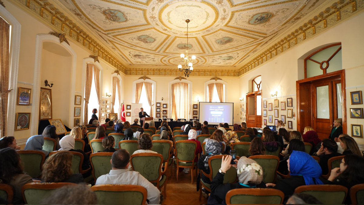 🔺️Müdürlüğümüz tarafından hazırlanan “Türkiye Yüzyılı Maarif Modeli (TYMM)” öğretim materyalleri, Cumartesi Atölyeleri kapsamında öğretmenlere tanıtıldı.

📰yenisafak.com/gundem/turkiye…

<a href="/tcmeb/">Millî Eğitim Bakanlığı</a> <a href="/Yusuf__Tekin/">Yusuf Tekin</a> <a href="/MucahitYentur/">Murat Mücahit Yentür</a>