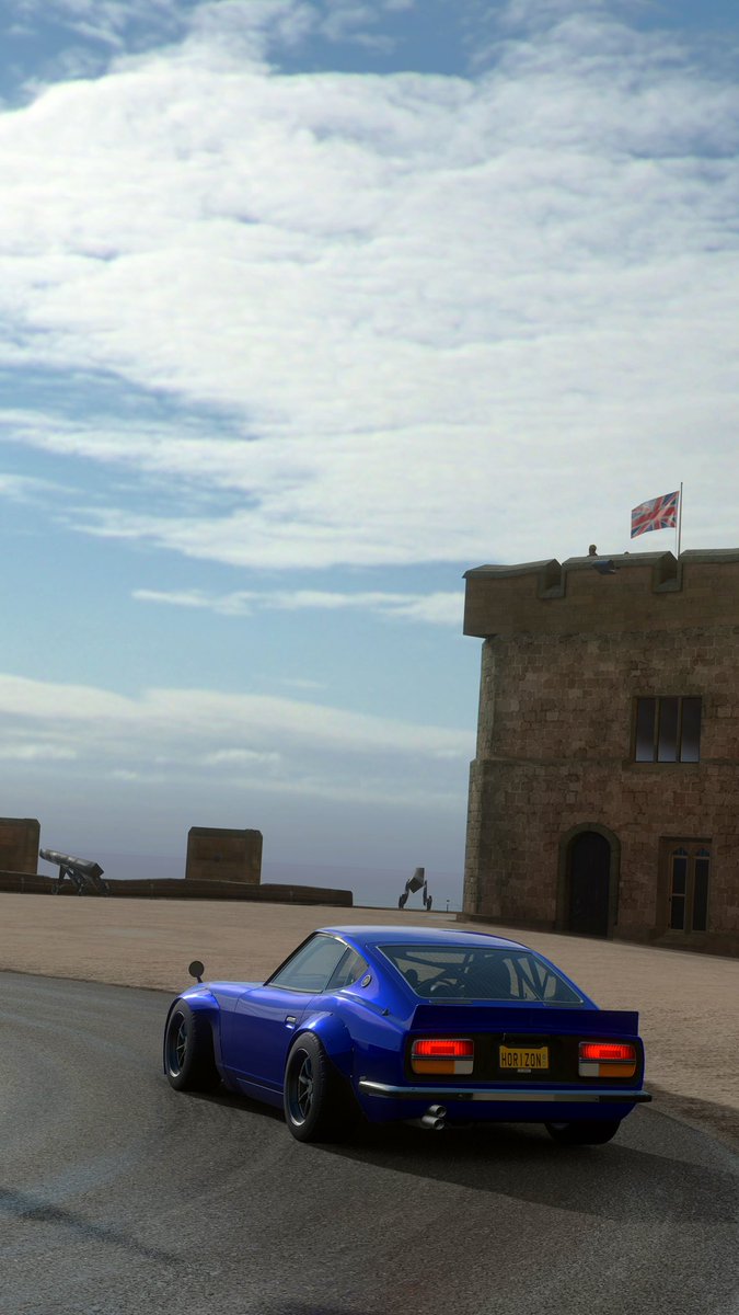 KTNSTS696's tweet image. 1969 Fairlady Z with Rocket Bunny Body Kits. #CFVP #ForzaHorizon4

FH4だとフレークカラーが弱くてちょい地味目