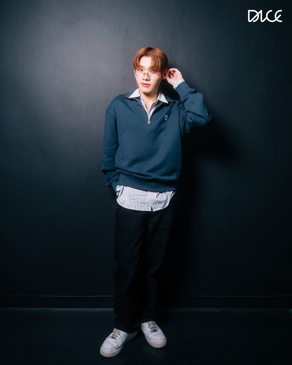 [ DICE PHOTOSET ]
DICE POSSIBILITIES THE FIRST ALBUM FANSIGN 🎲

#MINthanakrit
#DICE_POSSIBILITIES_FANSIGN
#DICE_THEFIRSTALBUM
#DICE_SONRAY