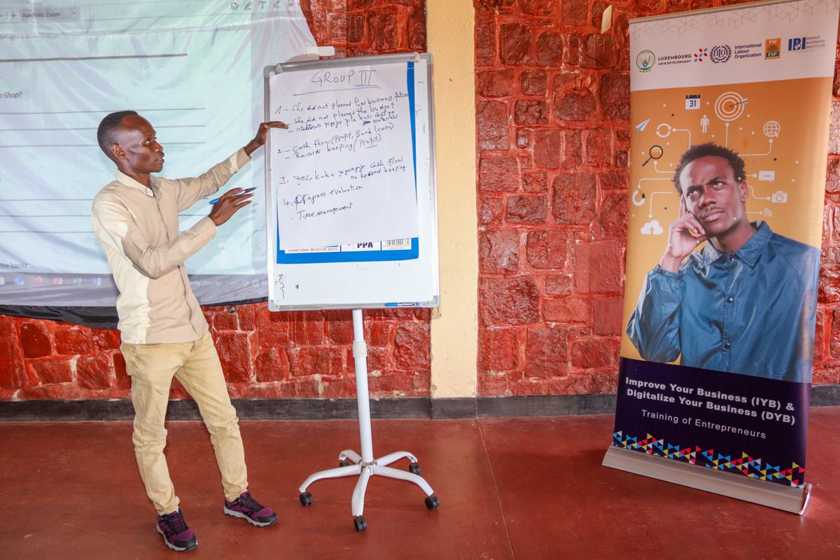 BusinessImanzi's tweet photo. #Cohort3 Day 1 in Huye continues💡strong focus on profit plan and cash flow plan https://t.co/cBqmUg3Fo2