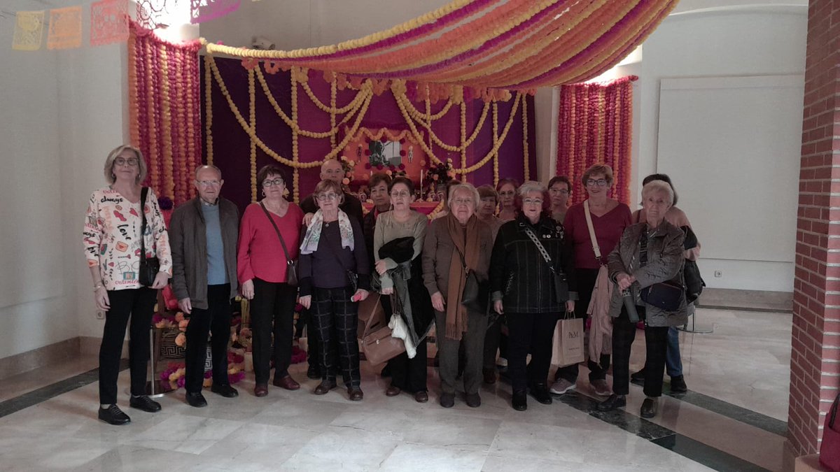 aecos_'s tweet image. El pasado viernes visitamos el Museo de América de Madrid junto a nuestras socias 🧡

Una experiencia cultural guiada por voluntarios del grupo CEATE, dentro del proyecto “Actividades de ayuda mutua” de AECOS.

#AECOS #CulturaYSalud #AyudaMutua #MuseoDeAmérica #Madrid #Bienestar