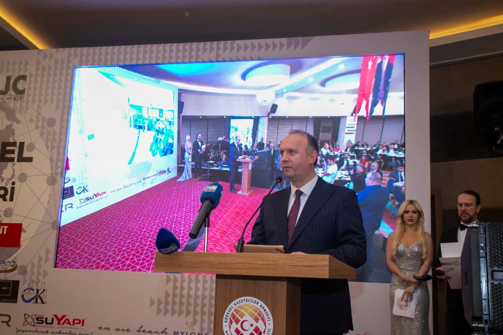 🏆Претседателот Гаши ја прими Глобалната награда за дипломатија во Турција👉 sobranie.mk/ns-newsarticle…

🏆Kryetari Gashi pranoi Çmimin gobal për diplomaci në Turqi👉 sobranie.mk/ns-newsarticle…