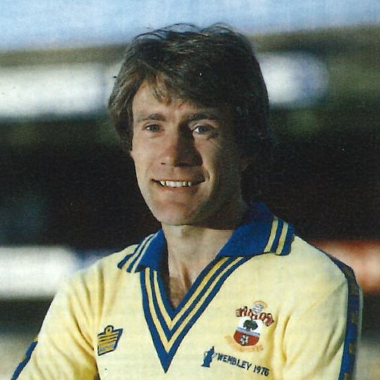 543 appearances 😇 
FA Cup winner 🏆 
64 goals ⚽️ 

Happy 71st birthday to #SaintsFC legend Nick Holmes ❤️