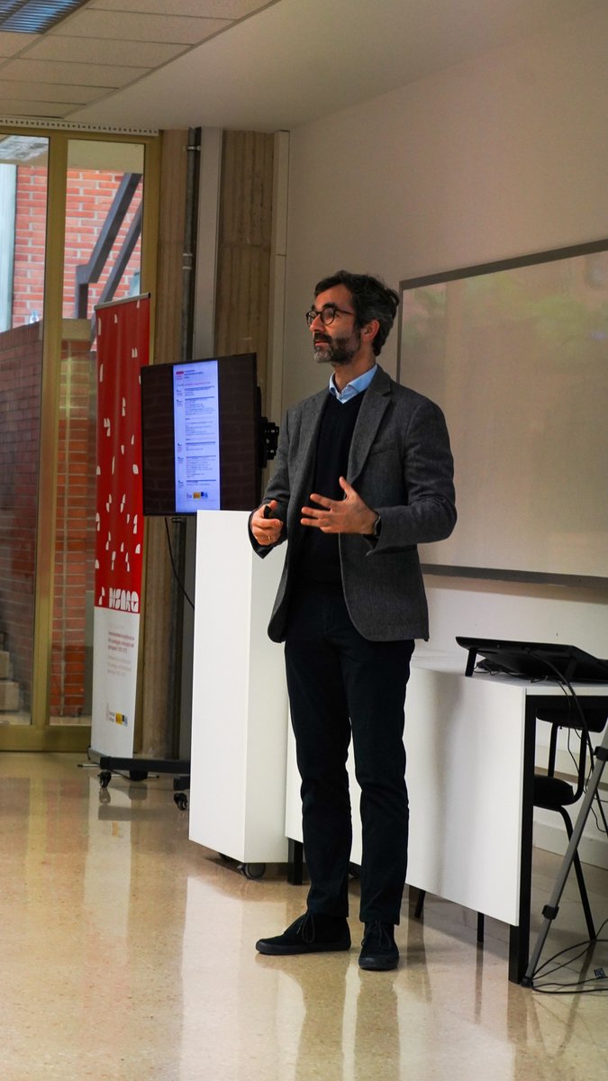 Escuela de Arquitectura tweet media