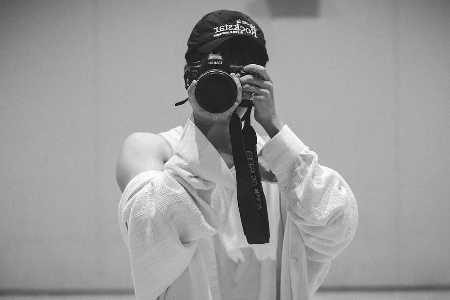 wonubliss's tweet photo. missing film_jww hours 📸 

#2025MAMAVOTE #SEVENTEEN https://t.co/GNq5y93U7D