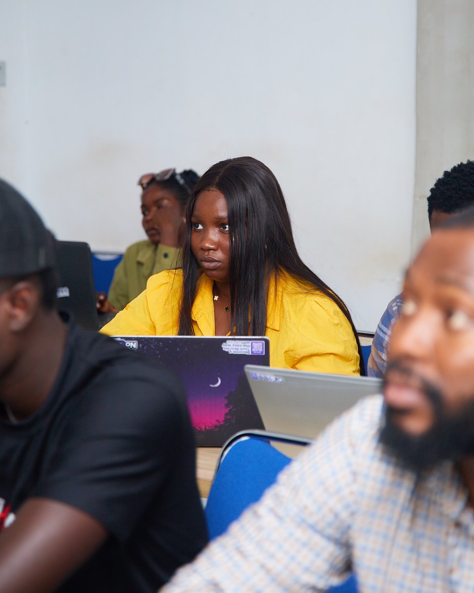 hellocirvee's tweet image. Learning, growing, and building futures, that’s what Cirvee is all about 💡

From confident faces to focused minds, every learner here is one step closer to a global tech career.

🚀 Join the next wave of changemakers. Enroll today!

#CirveeAcademy #TechCareers #LearnWithCirvee