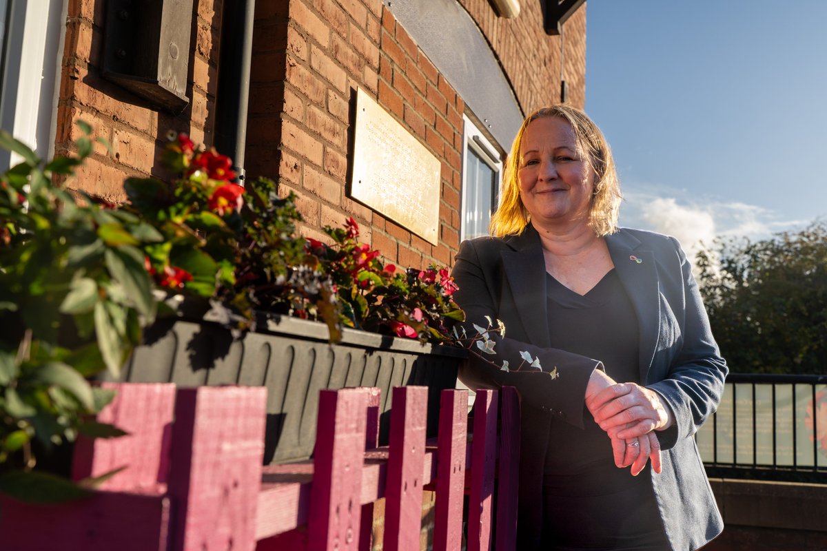 Our new reception &amp; garden at Bradbury House are now open – thanks to <a href="/Screwfix/">Screwfix</a> &amp; Hadrians Trust for making it possible! Light, accessible, dementia‑friendly ‑ and ready to welcome older people, carers &amp; families.
See the reveal here ➤ youtu.be/7gsm6WyElOk
#AgeUK #Community