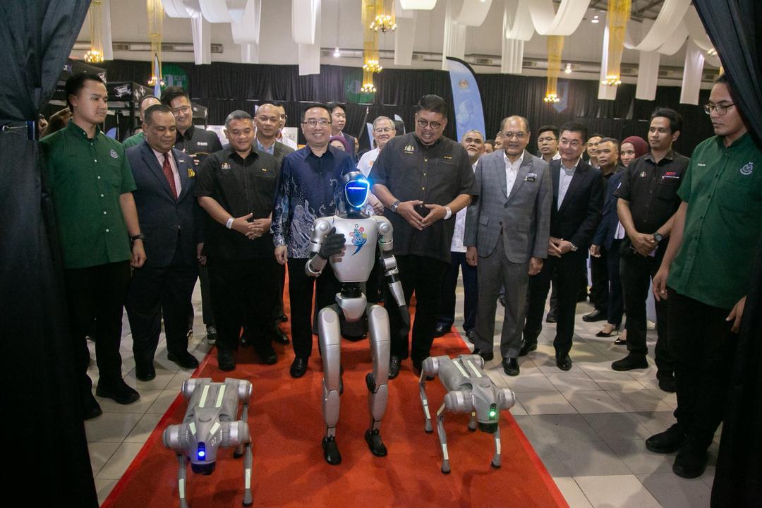 𝐌𝐎𝐒𝐓𝐈 𝐏𝐄𝐑𝐊𝐀𝐒𝐀 𝐀𝐆𝐄𝐍𝐃𝐀 𝐒𝐓𝐈: 𝐌𝐀𝐋𝐀𝐘𝐒𝐈𝐀 𝐓𝐄𝐂𝐇𝐋𝐘𝐌𝐏𝐈𝐂𝐒 𝟐𝟎𝟐𝟓 𝐂𝐈𝐏𝐓𝐀 𝐑𝐄𝐊𝐎𝐃 𝐏𝐄𝐍𝐘𝐄𝐑𝐓𝐀𝐀𝐍 𝐁𝐄𝐋𝐈𝐀

facebook.com/share/p/17fRav…