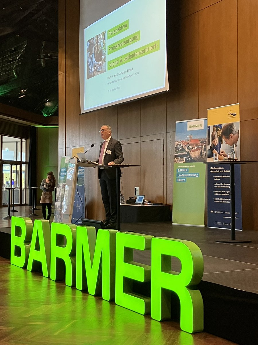 „Wie müssen weg vom selbst gesteuerten Besuch beim (Haus)- Arzt hin zur Versorgung durch multiprofessionelle Teams“, fordert BARMER-Vorstandsvorsitzender Prof. Christoph #Straub auf der heutigen Gesundheitskonferenz der BARMER Bayern und BaWü in #Lindau am #Bodensee