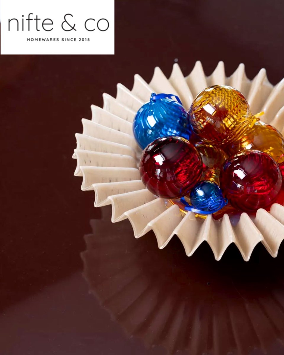 NifteUAE's tweet photo. From sculptural vases to quirky tableware, every piece is made to spark joy and start conversations.

#NifteOfficial #NifteWishes #Nifte #NiceAndNifte #NifteHomeware #Dubai #HealthyLifestyle #ByonDesign #ColorYourHome #JoyfulInteriors https://t.co/Us4kTXS6ST