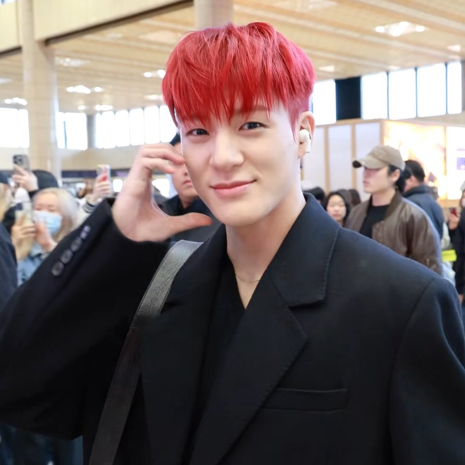 아따 :3 tweet media