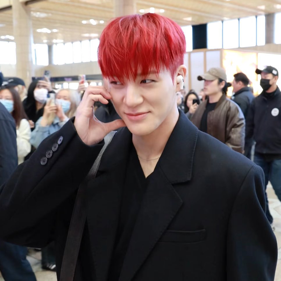 아따 :3 tweet media