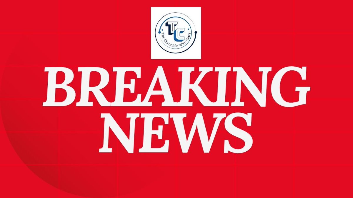 Wirechronicle's tweet image. नोएडा — जमीन विवाद में पूर्व मंत्री डीपी यादव, उनकी पत्नी और बेटे समेत 9 लोगों पर मुकदमा दर्ज, शिकायतकर्ता को धमकाने और डराने का आरोप। पुलिस जांच में जुटी।  #Noida #DPYadav #Landispute #CrimeNews #UPPolice @noidapolice @UPGovt