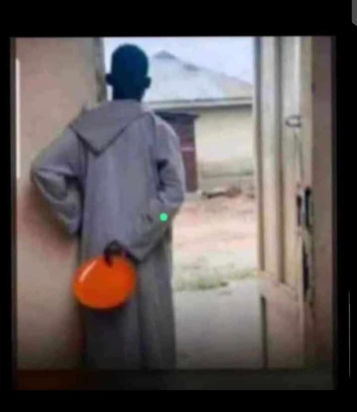 Harvard Designs 💙💵 tweet media