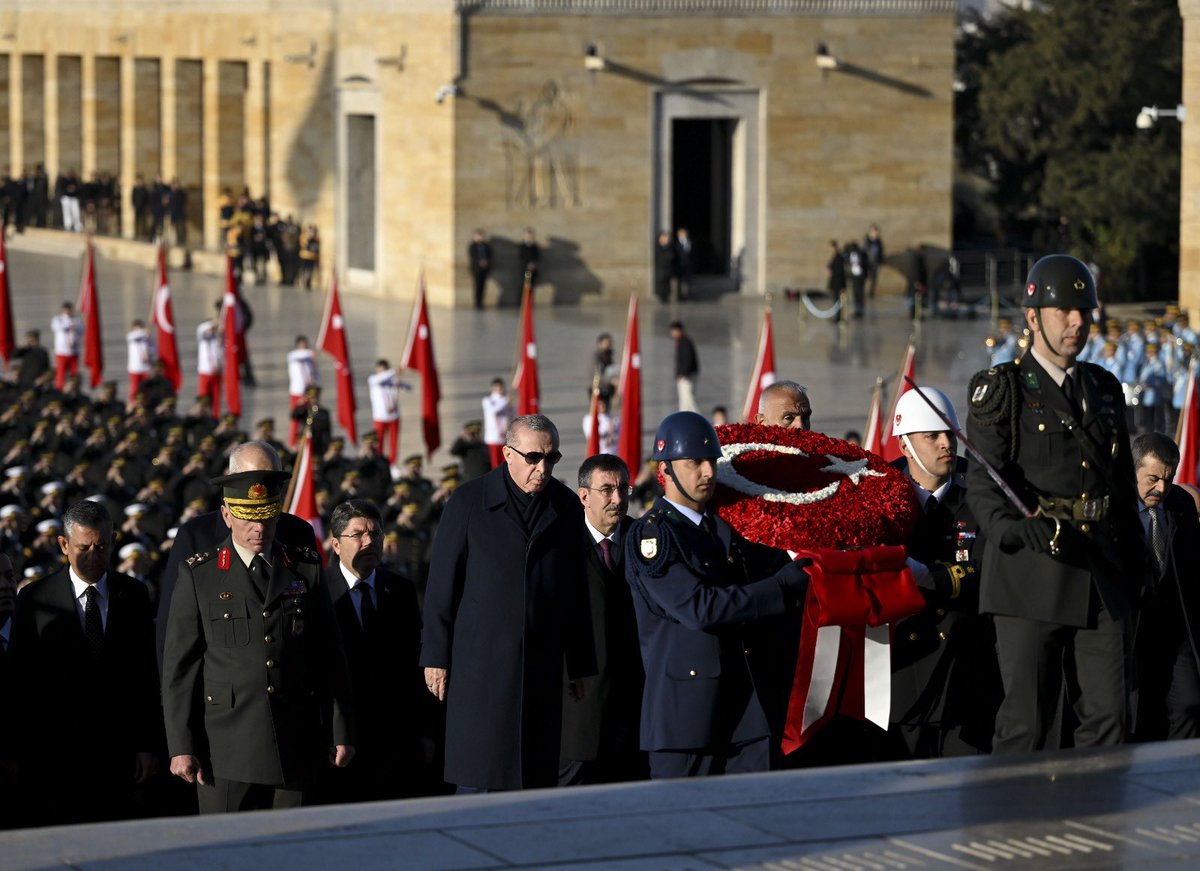 Cumhurbaşkanımız Sayın Recep Tayyip Erdoğan, Gazi Mustafa Kemal Atatürk'ün vefat yıl dönümü dolayısıyla Anıtkabir'de düzenlenen devlet törenine katıldı.