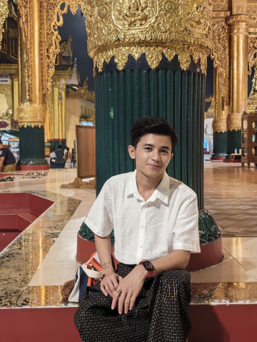 minhtethlyan's tweet photo. Frequently ~ 🤍🖤
Do good deeds 🙏🏻
#ShwedagonPagoda #Myanmar 🇲🇲 https://t.co/vWKMYiEUDw