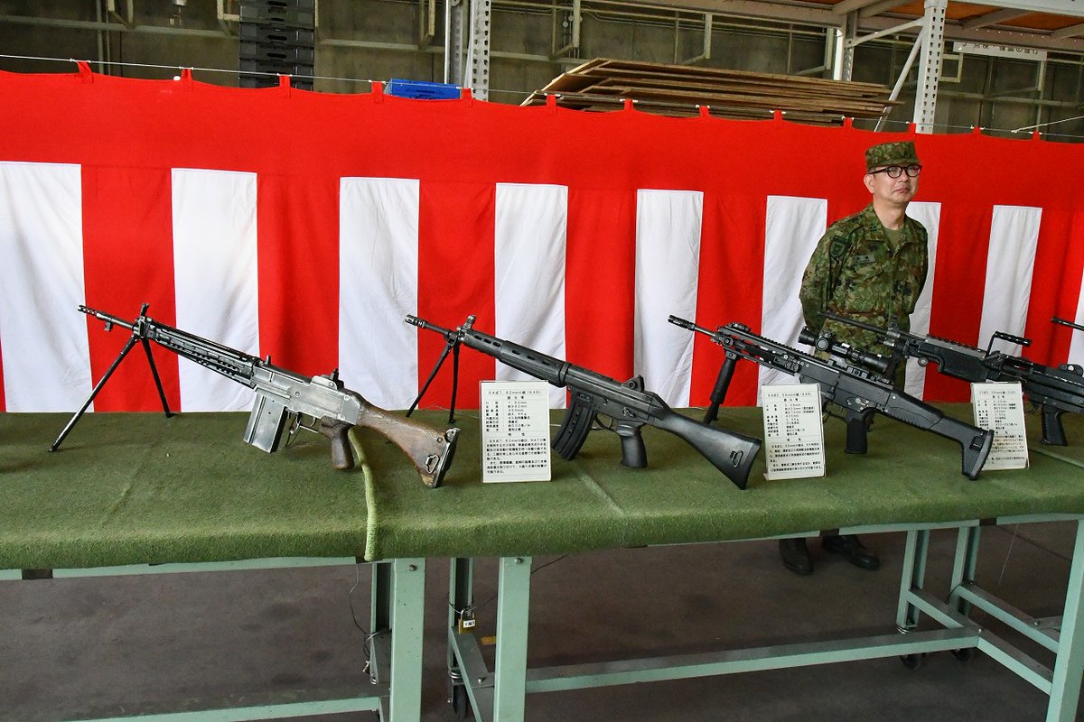 武器学校・土浦駐屯地開設73周年記念行事ではたくさんの装備品を展示