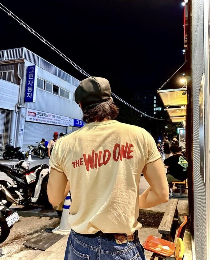 silventide's tweet image. 