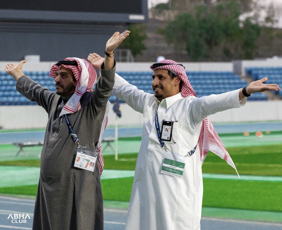 نادينا إلى أين..

الإدارة الداخلية والخارجية بالنادي بينهما توازن غريب تنسيق بإحتراف تواصل باستمرار توافق في الطرح وسرعة في اتخاذ القرار.
لن ترى عينك ما يدور ولن تعلم كم من الجهد يُبذل ولكنك ترى فقط النتائج المُبهرة والمُفرحة.
وراء كل ذلك رجلان يستحقان منا الدعم والشكر ولو بكلمة.