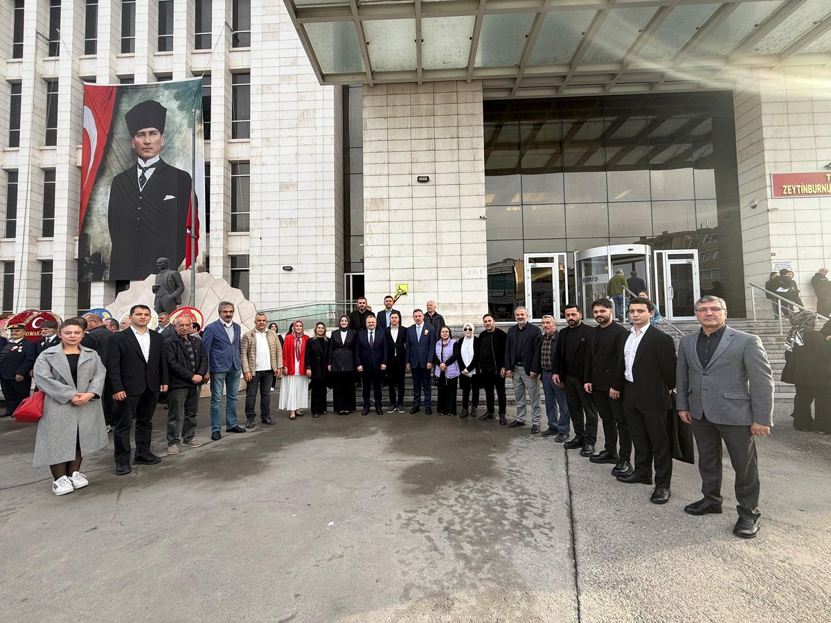 Ulu Önder Gazi Mustafa Kemal Atatürk’ü ebediyete irtihalinin yıl dönümünde saygı, rahmet ve minnetle andık.

Milletimizin ortak değeri olan Cumhuriyetimizin kurucusuna bir kez daha şükranlarımızı sunduk.