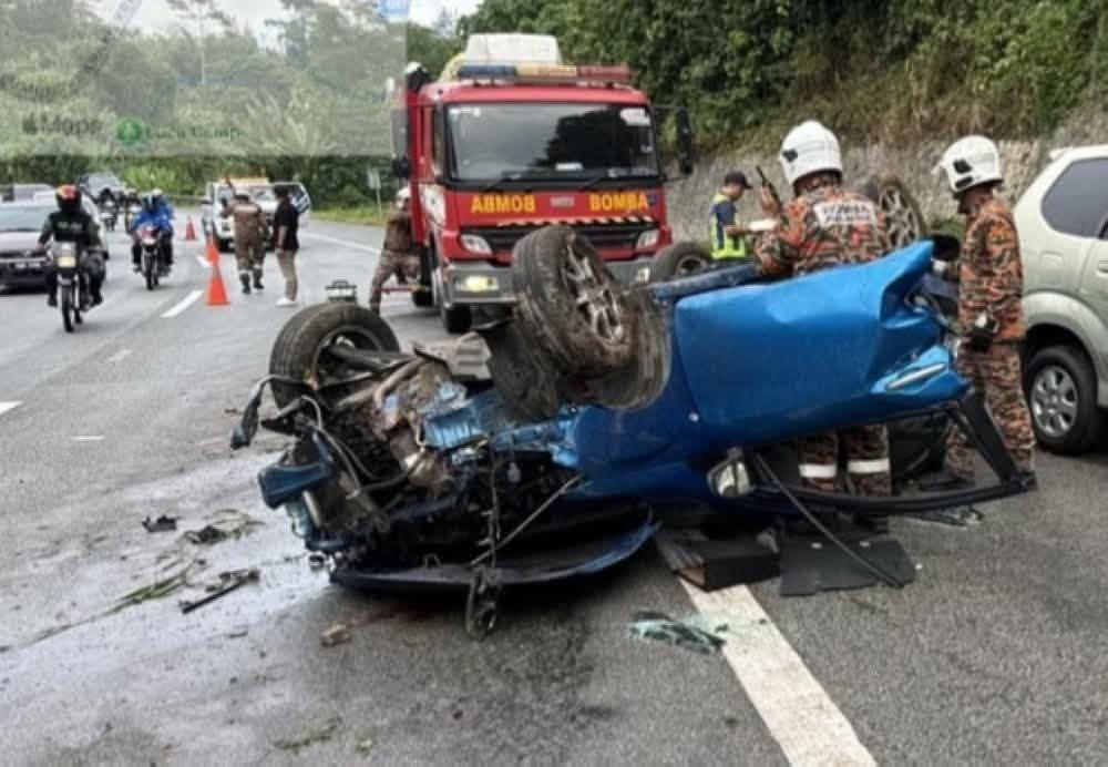 SinarOnline's tweet image. Ibu maut, suami dan anak 6 tahun cedera kereta dinaiki terbabas

Seorang wanita maut manakala suami dan anak perempuannya cedera selepas kereta dinaiki mereka terbabas pagi Ahad.

#sinarharian #kemalanganmaut #bomba