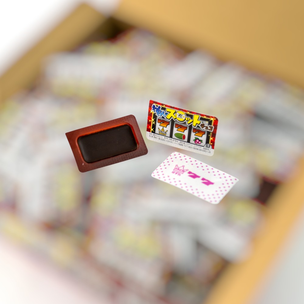 ジャック製菓のわくわくスロットチョコです🍫 捲って7が3つ揃えば