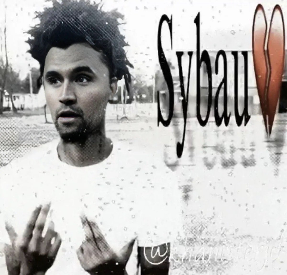 sooooroush's tweet image. Enough yall