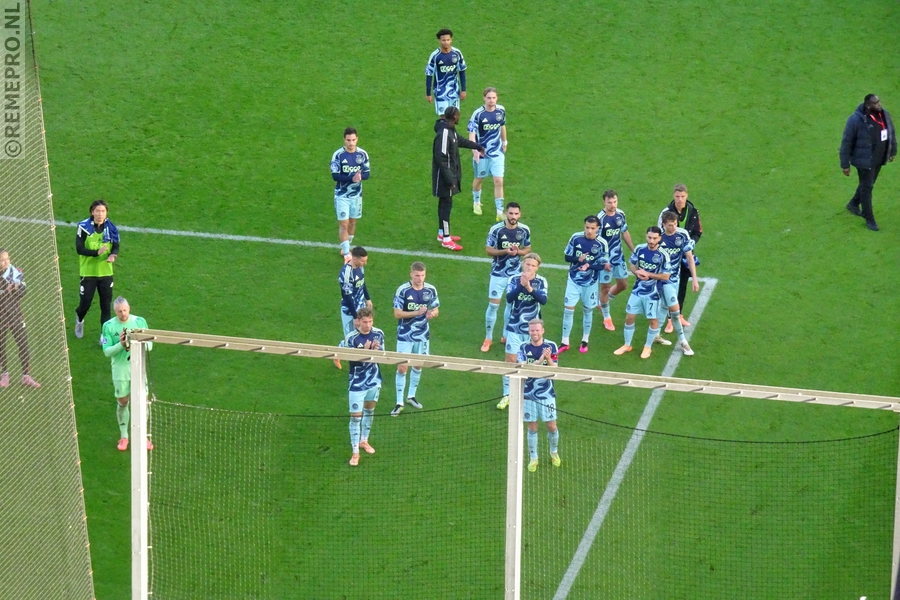 remepro_nl's tweet image. Het fotoverslag Utrecht - Ajax staat online op ajaxfotoside.nl #utraja