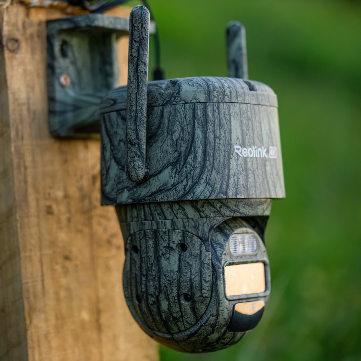 ReolinkTech's tweet image. #𝗥𝗲𝗼𝗹𝗶𝗻𝗸 𝗧𝗿𝗮𝗰𝗸𝗠𝗶𝘅 𝗟𝗧𝗘-𝗖 | 𝗚𝗼 𝘄𝗶𝗿𝗲-𝗳𝗿𝗲𝗲. 𝗦𝘁𝗮𝘆 𝗰𝗿𝘆𝘀𝘁𝗮𝗹-𝗰𝗹𝗲𝗮𝗿.
Whether you’re overseeing a livestock enclosure, keeping an eye on a vacation cabin, or securing a country home in the woods, this camera gives you real‑time alerts, full‑area…