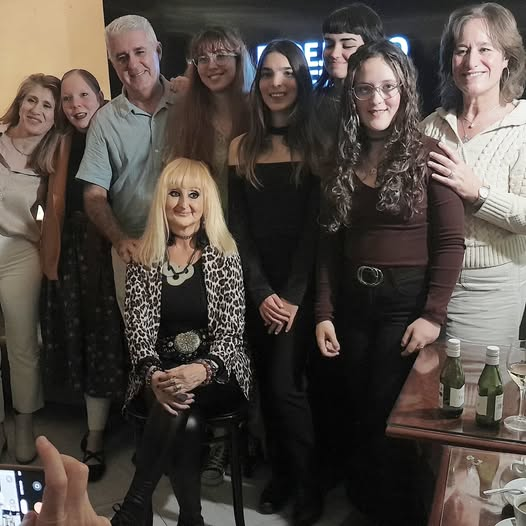 Richesas's tweet photo. Ayer domingo en el Café de la Ópera de Barcelona donde presenté y coordine el último cortometraje de Maresme Films ESPEJISMO dirigido por Manuel Ferrer. https://t.co/zQGabpG4VB