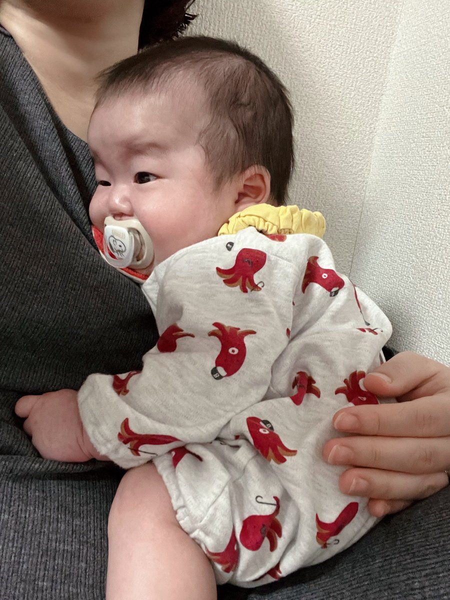 t2mk_2's tweet photo. むしゅこ、こんなに大きくなったよ！
もうすぐ3ヶ月。
ママのお腹の上で寝るのか大好きな子になりました。 https://t.co/UHHaOoGf4a