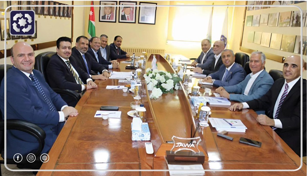 استقبل رئيس جمعية رجال الأعمال الأردنيين السيد أيمن العلاونة، رئيس غرفة التجارة الأوروبية الأردن (جيبا)، السيد علي مراد، حيث جرى خلال اللقاء بحث سبل تعزيز التعاون المشترك وتوطيد العلاقات بين رجال الأعمال الأردنيين، بما يسهم في دعم الاقتصاد الوطني وتنمية بيئة الاستثمار في المملكة.