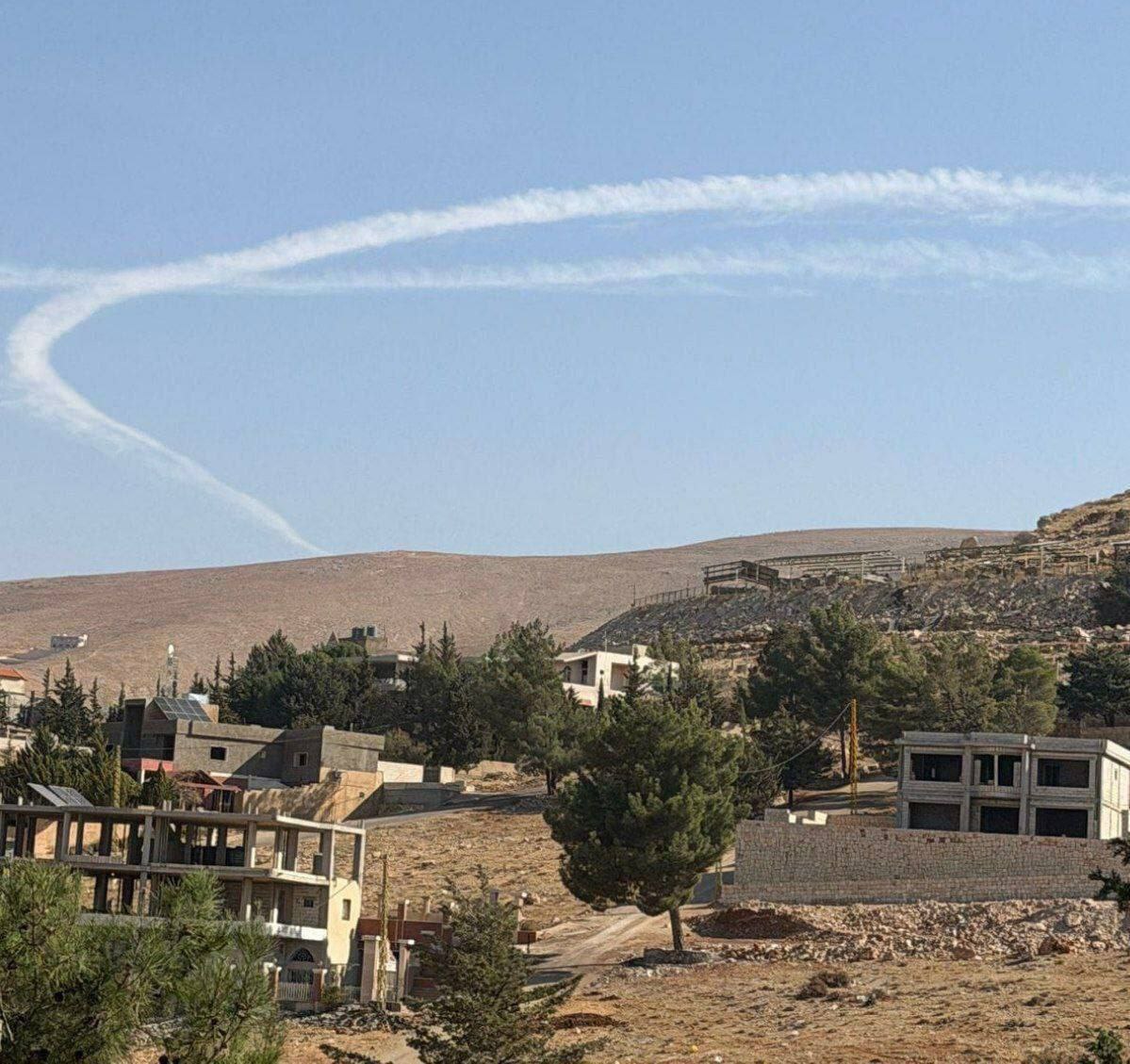 Narasi_winda's tweet image. 🇮🇱 Pesawat kami terbang di selatan Lebanon.