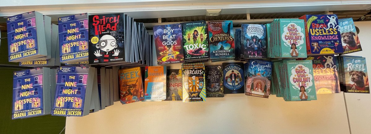 A huge thank you to @BookTrust for supporting our Year 7 readers through the #Bookbuzz programme! Every student has now received their free book — the perfect way to spark #ReadingForPleasure &amp; imagination! 🌟
#StMarysAstley #Y72025 #ReadingIsFun #librarylove #readingforpleasure