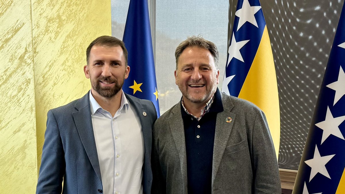 Always good to catch up with Adnan Delic <a href="/MinistarFMRSP/">Adnan Delic</a> of <a href="/vladafederacije/">Vlada Federacije Bosne i Hercegovine</a> to review the strong collaboration with <a href="/UNDPBiH/">UNDP in Bosnia and Herzegovina</a> to strengthen digital solutions for social services, inclusion of Persons with Disabilities &amp; UN Guiding Principles on Business &amp; Human Rights in #BiH🇧🇦
