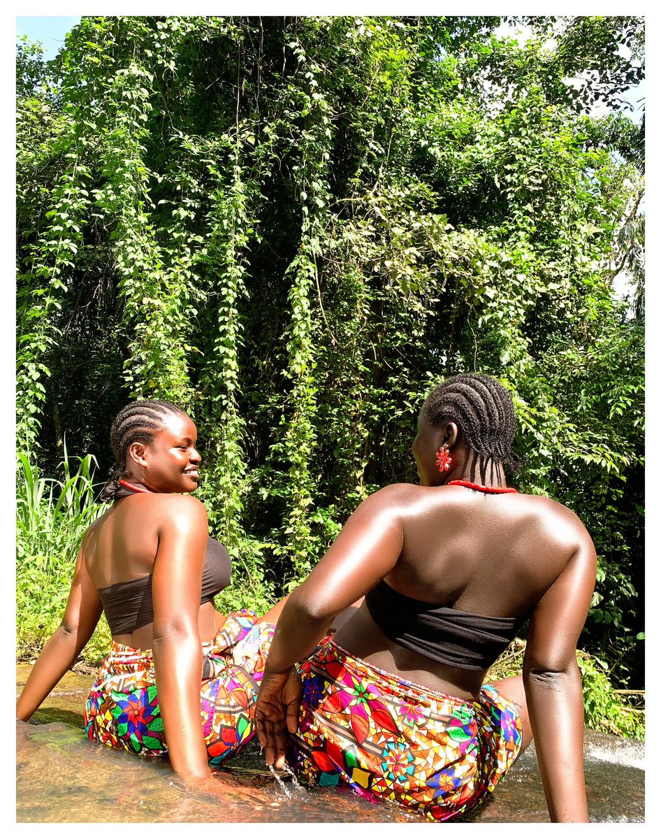 What did you hear about ladies built like this🌚