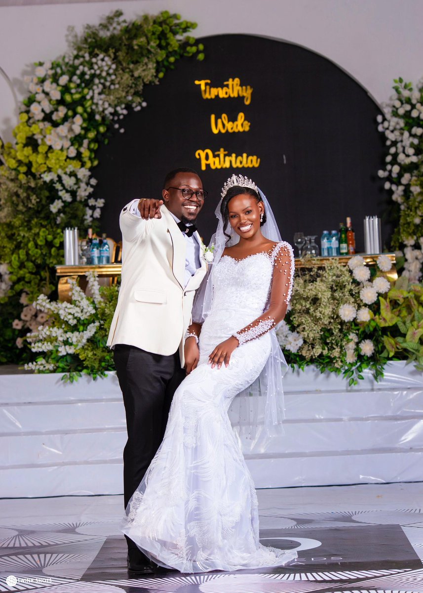 Twineshots tweet media