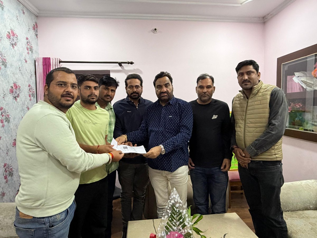 hanumanbeniwal's tweet image. जयपुर में दिल्ली रोड़ पर स्थित निम्स विश्वविद्यालय द्वारा वर्ष 2019 में प्रारम्भ हुए B.Sc Nursing कोर्स के सत्र में 60 सीट होने के बावजूद 100 छात्रों को प्रवेश दे दिया और जब डिग्री देने का समय तब इस बैच में अध्ययनरत छात्रों को यह मालूम चला कि इसमें सीटें 60 ही…